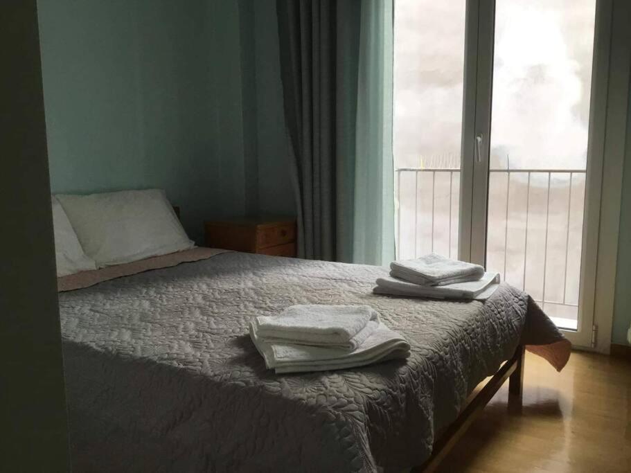 Cozy Apartment In The Heart Of เอเธนส์ ภายนอก รูปภาพ